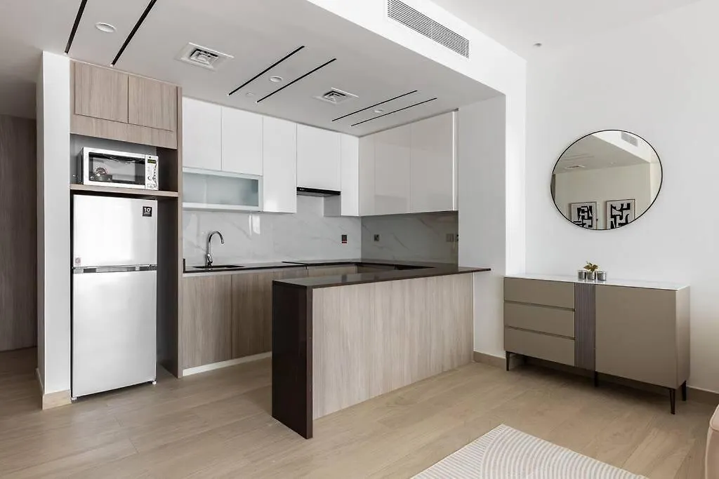 Studio Apartment Medore Tower Dubai